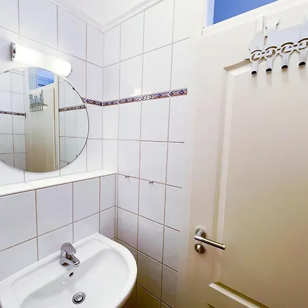 Holiday home Hochwertig Ausgest. App. Mit Wlan Und Kostenl. Stellplatz *